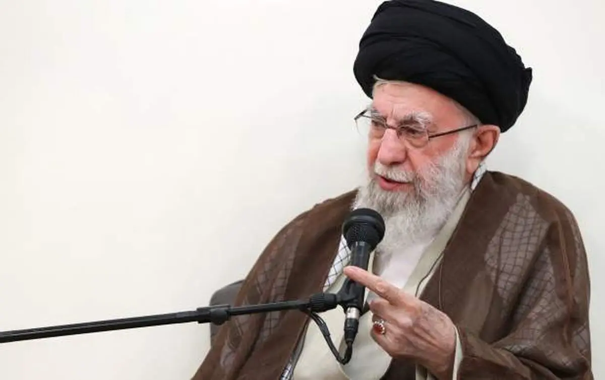 رهبر انقلاب: امروز بی‌تردید صد برابر از زمان جنگ تحمیلی قوی‌تر شده‌ایم
