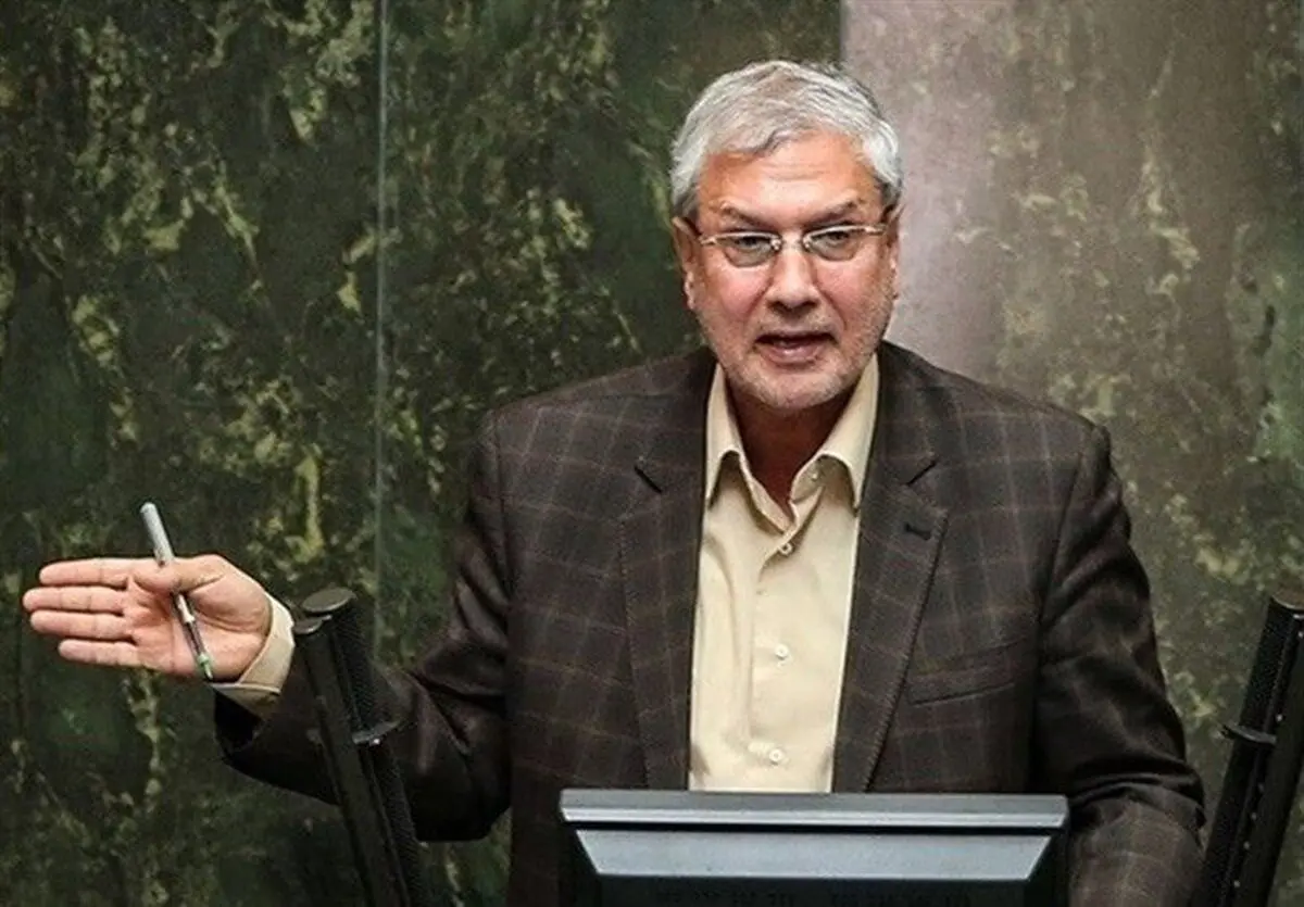 ربیعی: فقر با پاشیدن پول حل نمی‌شود