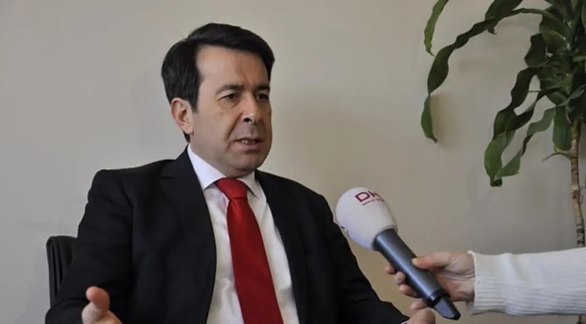 سیاست خارجی آنکارا غیر منطقی است