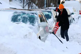 رهاسازی بیش از یک هزار خودرو از برف و کولاک