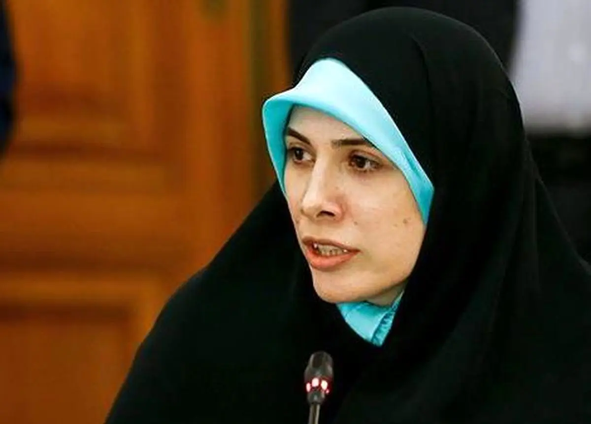 ۳۰ میلیارد دلار از منابع ارزی در نیمه نخست سال ۹۷ حیف و میل شد