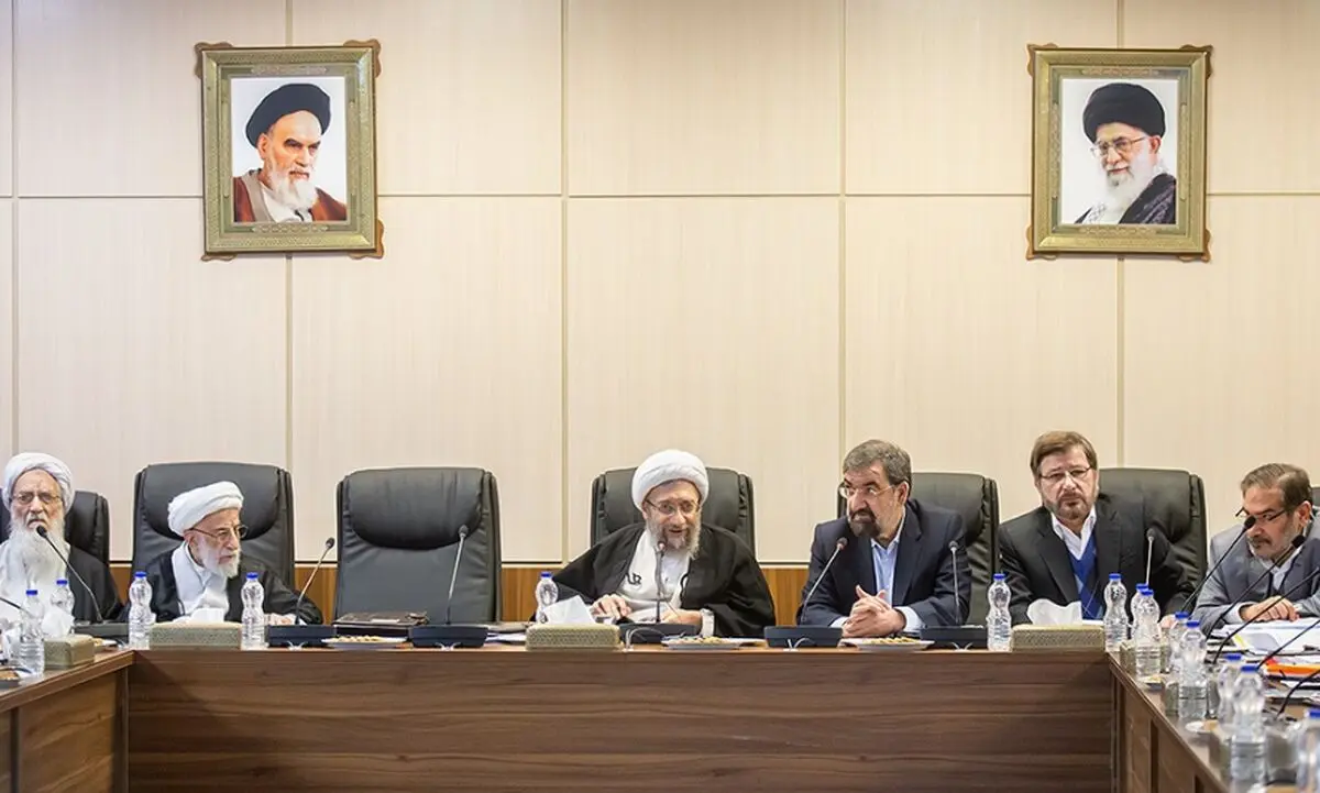 روحانی و لاریجانی به جلسه مجمع نرفتند