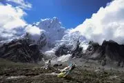 تاثیرگرم شدن کره زمین بر یخچال های کوه اورست/ گزارش تصویری