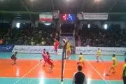 باخت
ساروی ها در خانه 