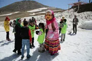 جشنواره آدم برفی دو هفته مانده به تابستان!/ گزارش تصویری