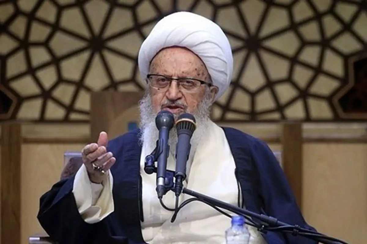تاکید آیت الله مکارم شیرازی بر استقلال صداوسیما