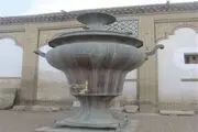 ساخت یکی از بزرگترین سماورهای سنگی جهان در چناران