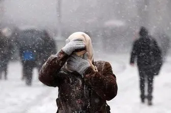 ۱۰ شهر قزاقستان در پی برف و سرمای شدید تعطیل شد