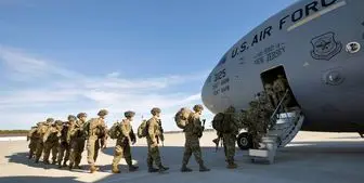 خروج نیروهای آمریکایی از یک پایگاه در جنوب افغانستان