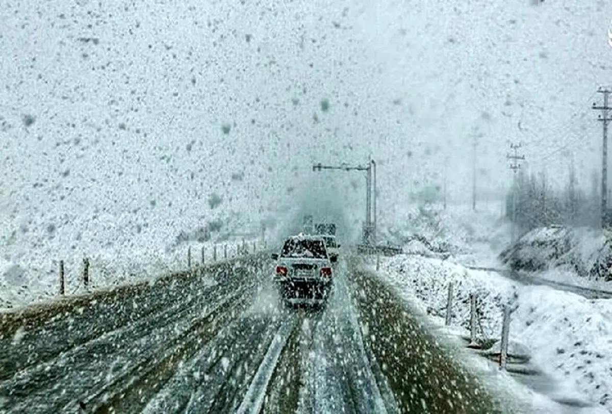 هیچ یک از محورهای کشور مسدود نیست