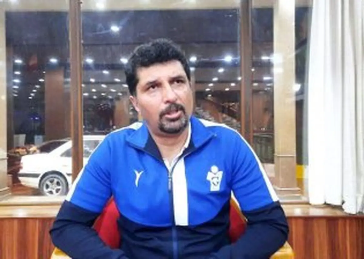 ساده‌نگر نباشید، گروه‌مان آسان نیست 