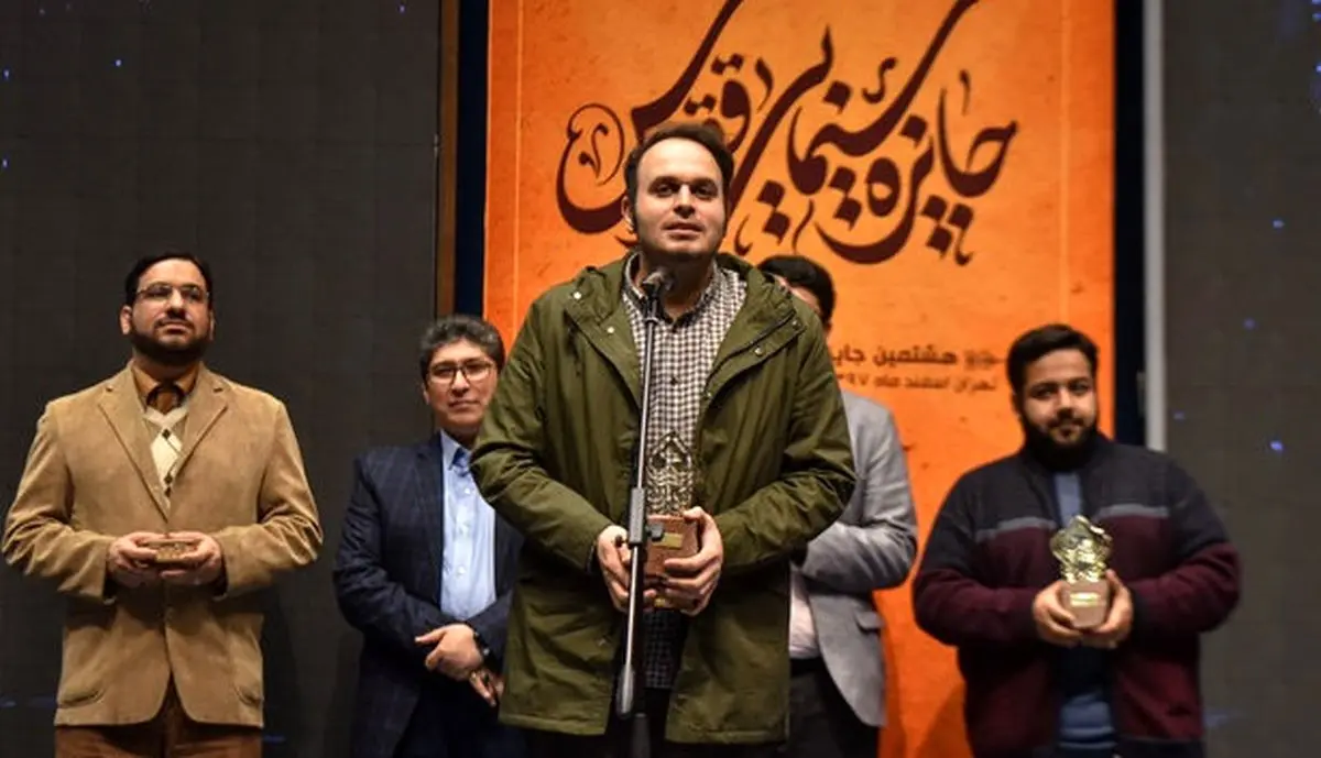 «ققنوس» روی شانه «۲۳ نفر» / مهدویان؛ چهره سال سینمای انقلاب شد