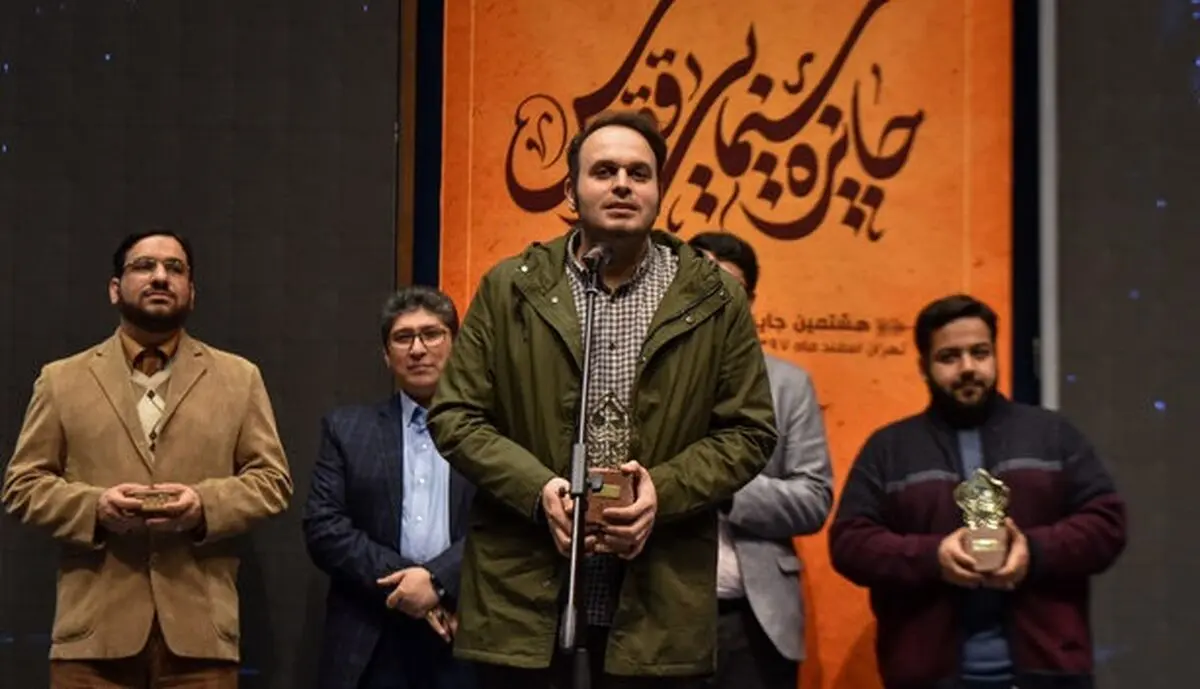 «ققنوس» روی شانه «۲۳ نفر» / مهدویان؛ چهره سال سینمای انقلاب شد