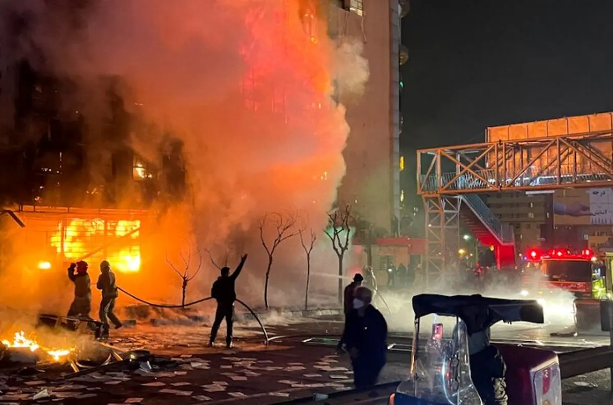 شهادت فرزند یک شهید با تیغ موکت بری