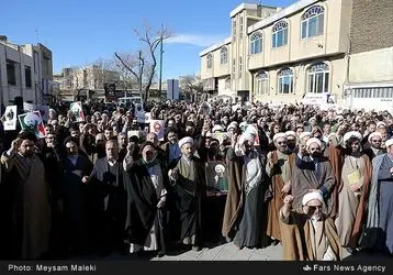 تجمع طلاب در اعتراض به اعدام شیخ نمر در قزوین و قم