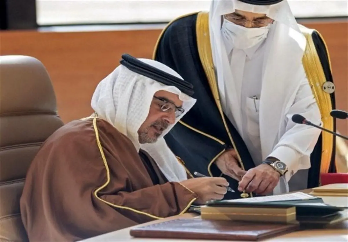 بحرین میدان جنگ عربستان و امارات شده است