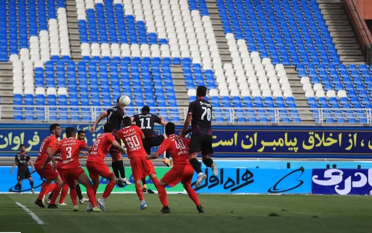 اسناد تخلف پدیده برای استفاده از یک بازیکن مقابل پرسپولیس