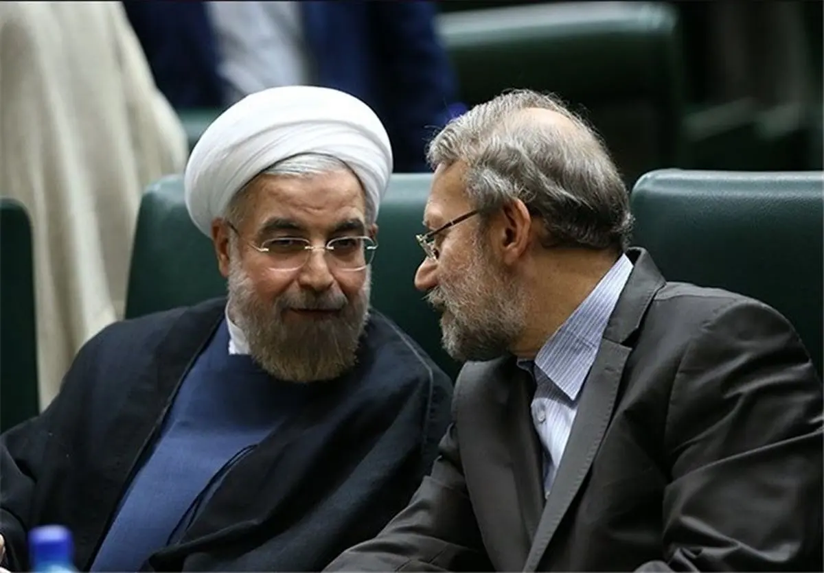 توافق "لاریجانی" و "روحانی" بر ارائه لایحهای برای تفکیک چند وزارتخانه