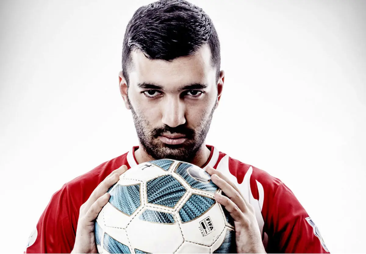 حمله بازیکنان پرسپولیس به مسلمان در روز تولدش+ عکس