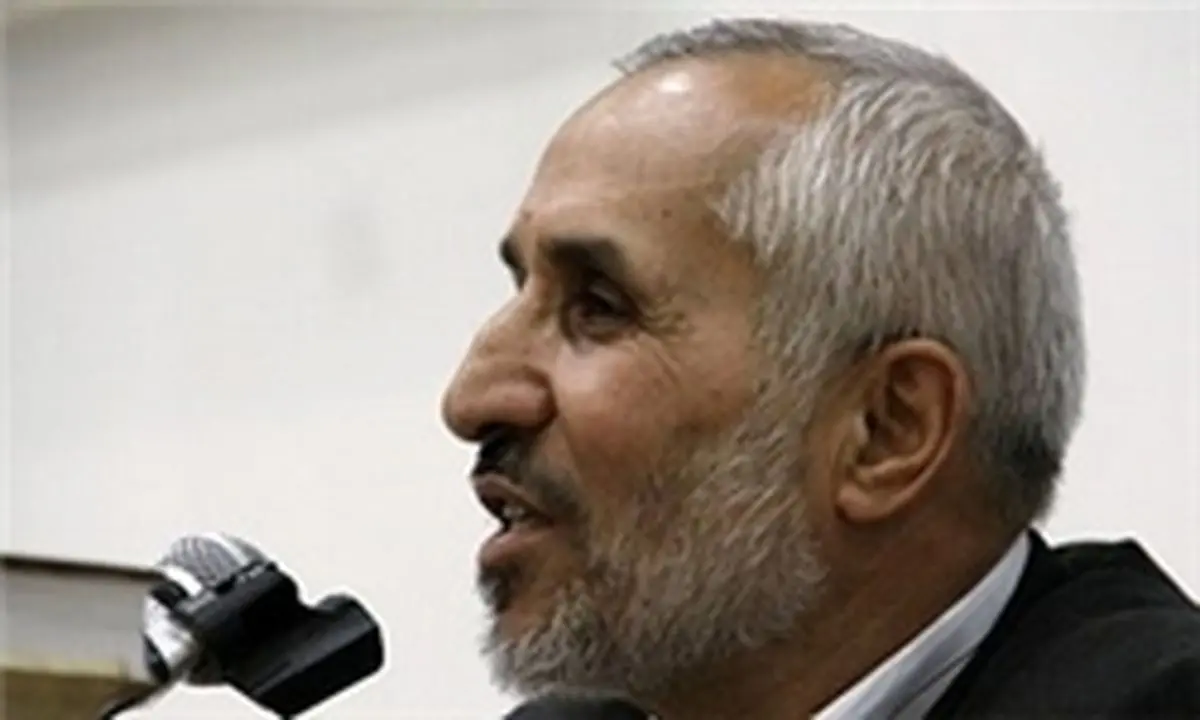 داوود احمدینژاد به نفع جلیلی انصراف داد