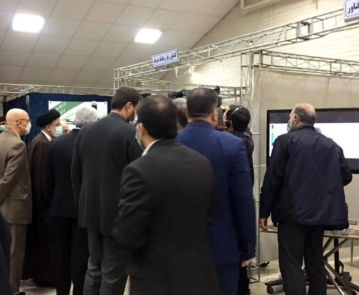 رئیسی از نمایشگاه دستاوردهای فناورانه مرکز نوآوری شریف بازدید کرد