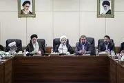 رئیس مجمع تشخیص مصلحت نظام: مسؤولان انتقادات مردم را بشنوند