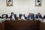 رئیس مجمع تشخیص مصلحت نظام: مسؤولان انتقادات مردم را بشنوند
