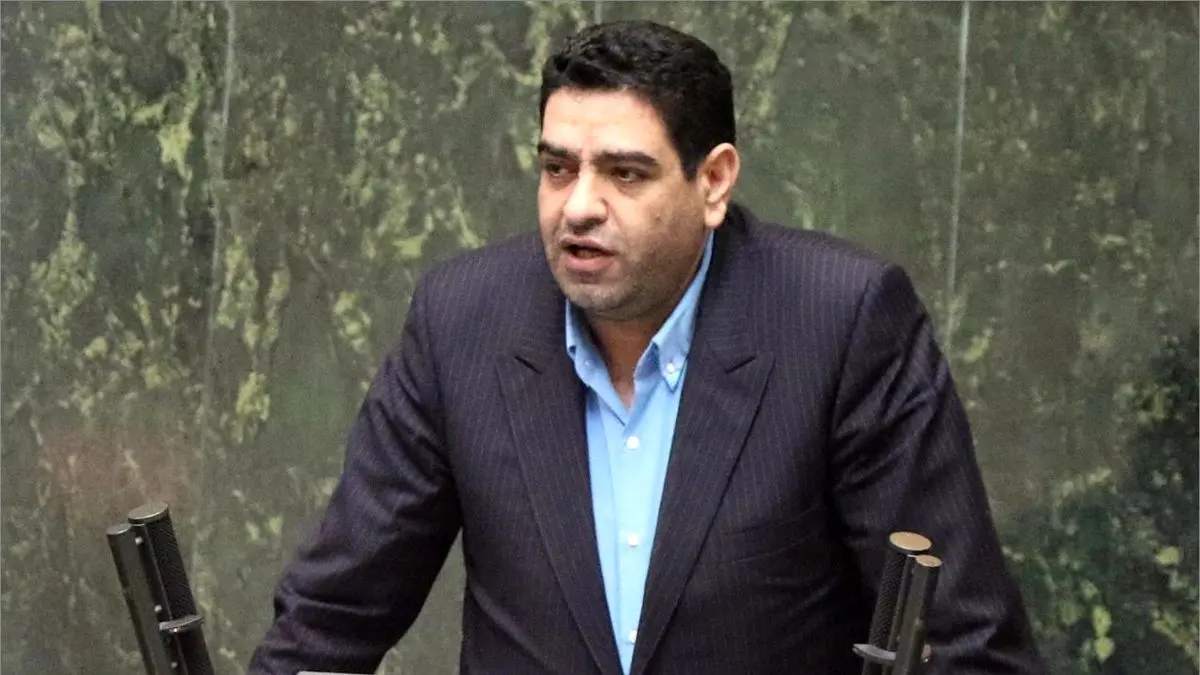 بیگدلی: سفیر انگلیس جاسوسی کرده است