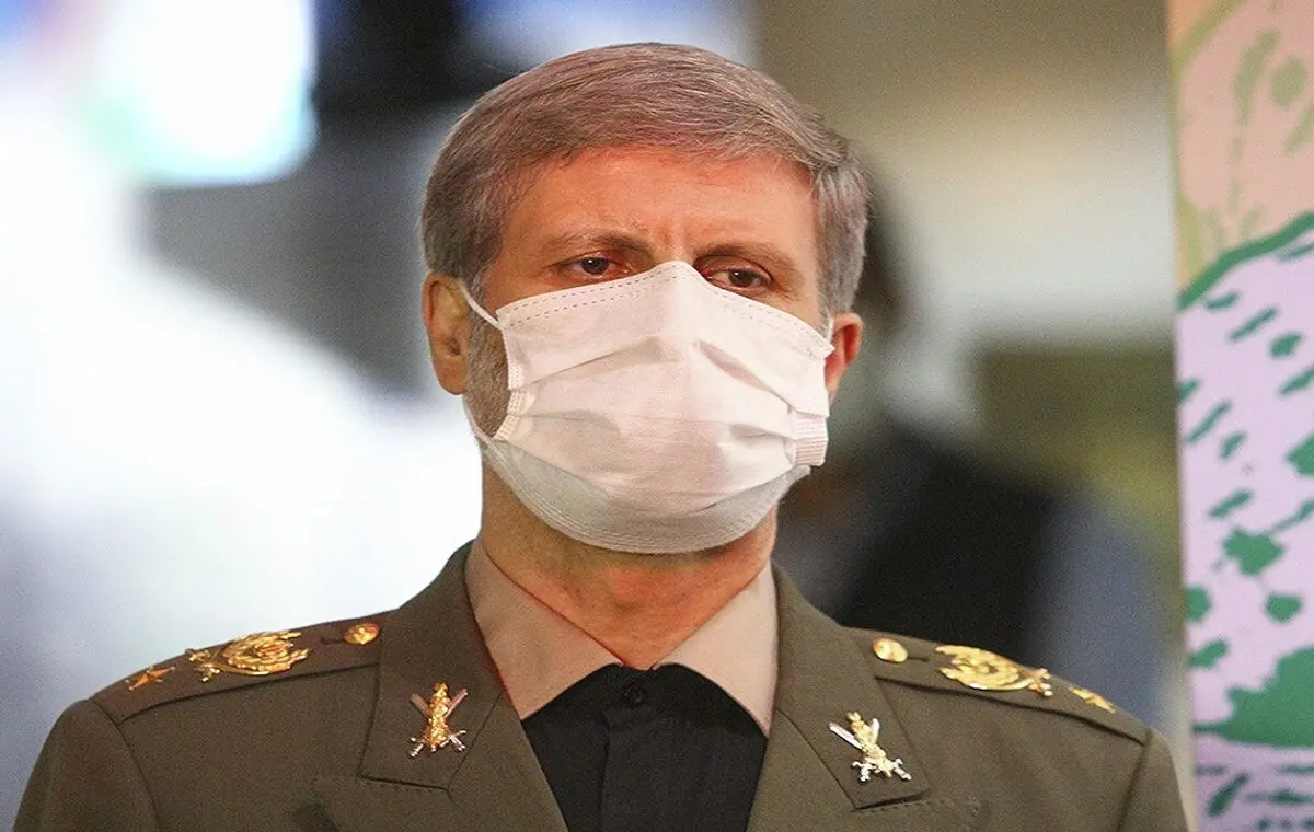 حاتمی: پژوهشگران باید موجب غافلگیری دشمن شوند