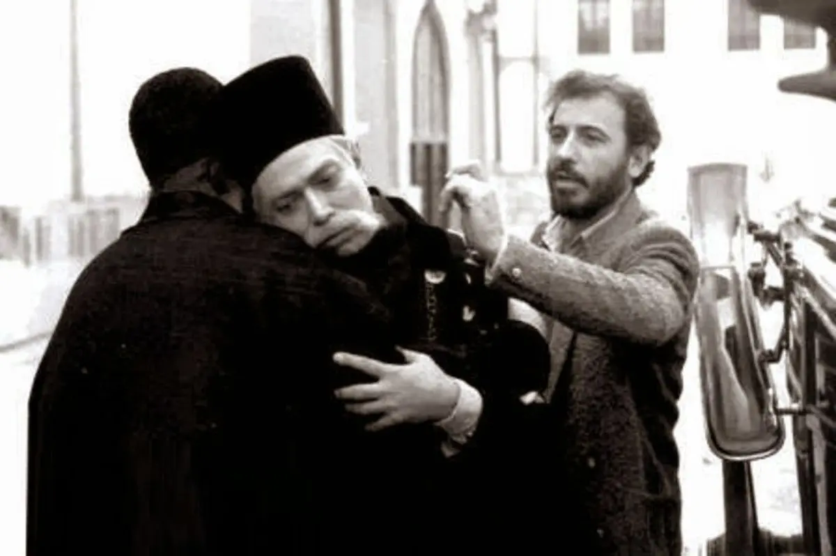 خداحافظی تلخ با خالق کمال الملک و مادرد یادی از علی حاتمی در سالروز وفاتش