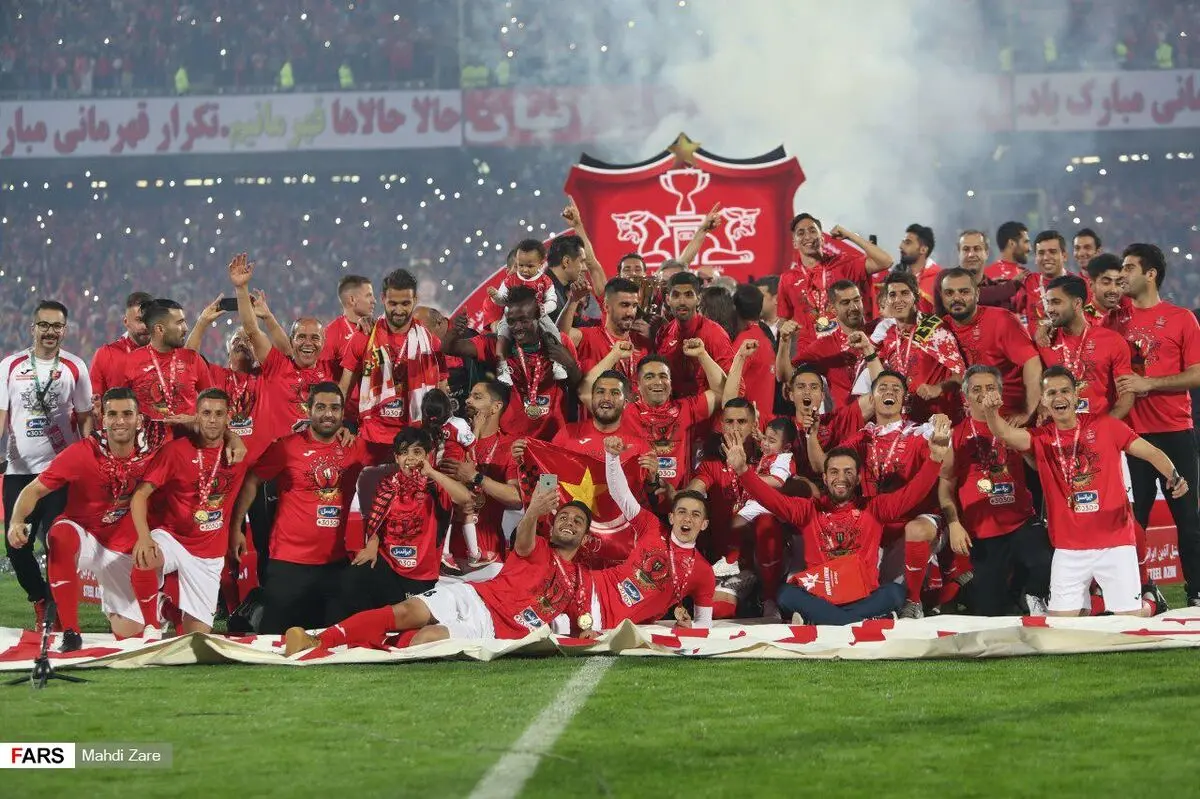 همه تیم ها موافق قهرمانی تیم پرسپولیسند به جز ...؟