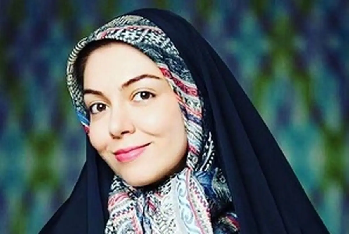 پُست جدید مجری زن جنجالی /عکس