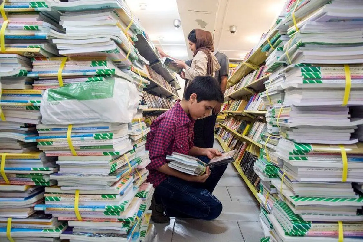 این کتابهای تکراری و سخت صدای معلم و دانشآموز را در میآورد