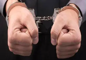 دستبند پلیس بر دستان سارق حرفه ای 