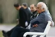 پیشکسوت استقلال: شکست در دربی کار دست حنیف داد!