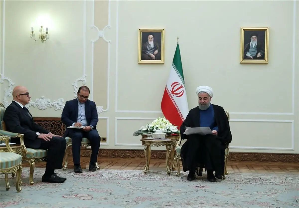 تاکید روحانی بر گسترده شدن روابط تهران و آتن