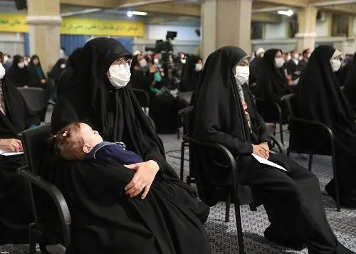 دیدار جمعی از نخبگان و استعدادهای برتر علمی با رهبر انقلاب/گزارش تصویری