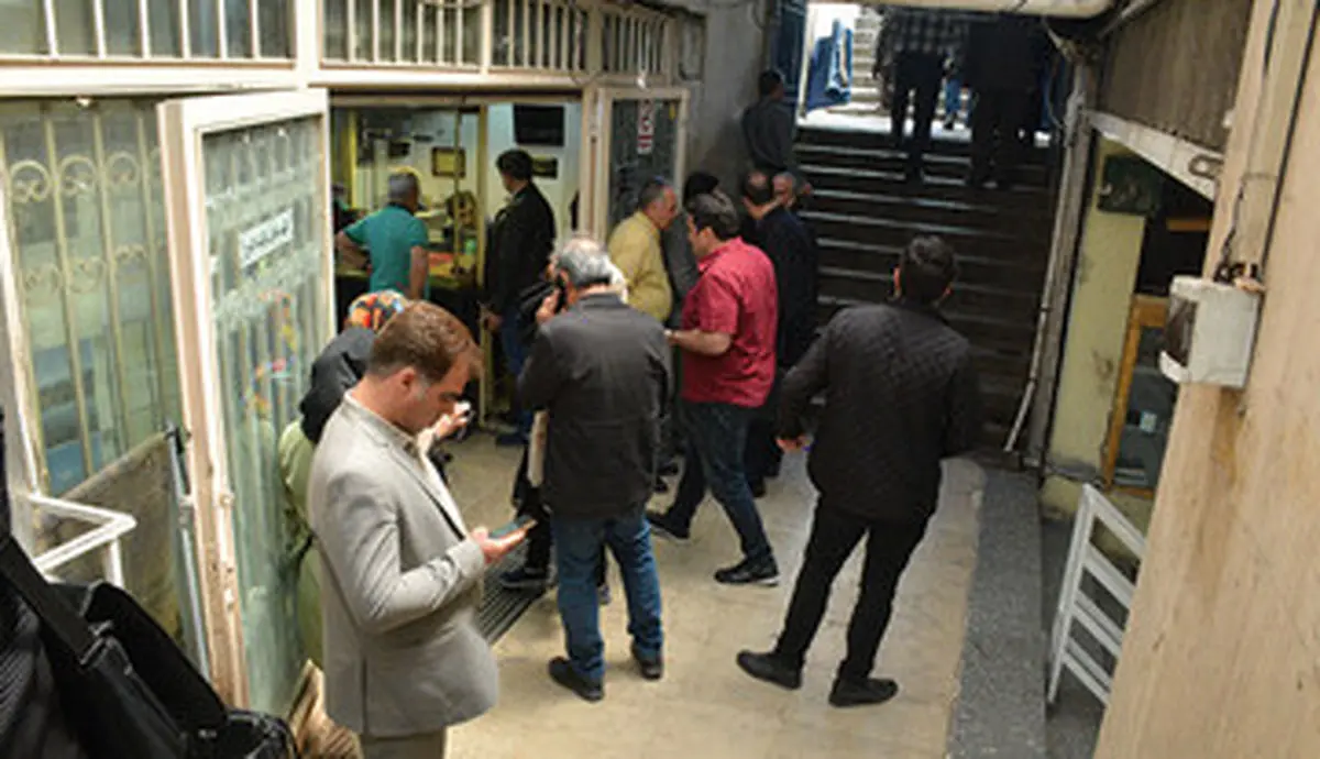پیشبینی ۳ اقتصاددان درباره قیمت طلا، سکه و ارز