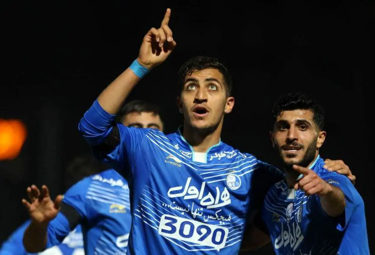 تکلیف ملی پوش استقلال مشخص شد