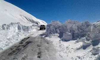 راه ۸۰ روستای چالدران مسدودشد