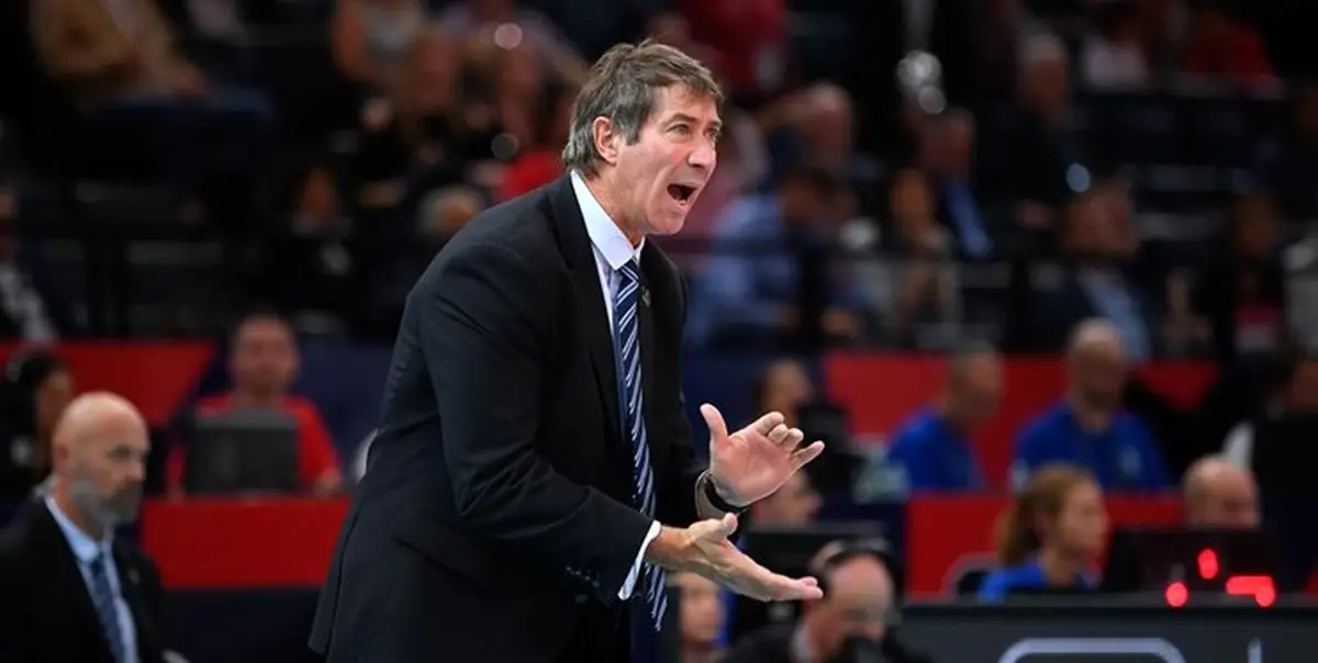 تیلیه: تقویم FIVB غیرانسانی است