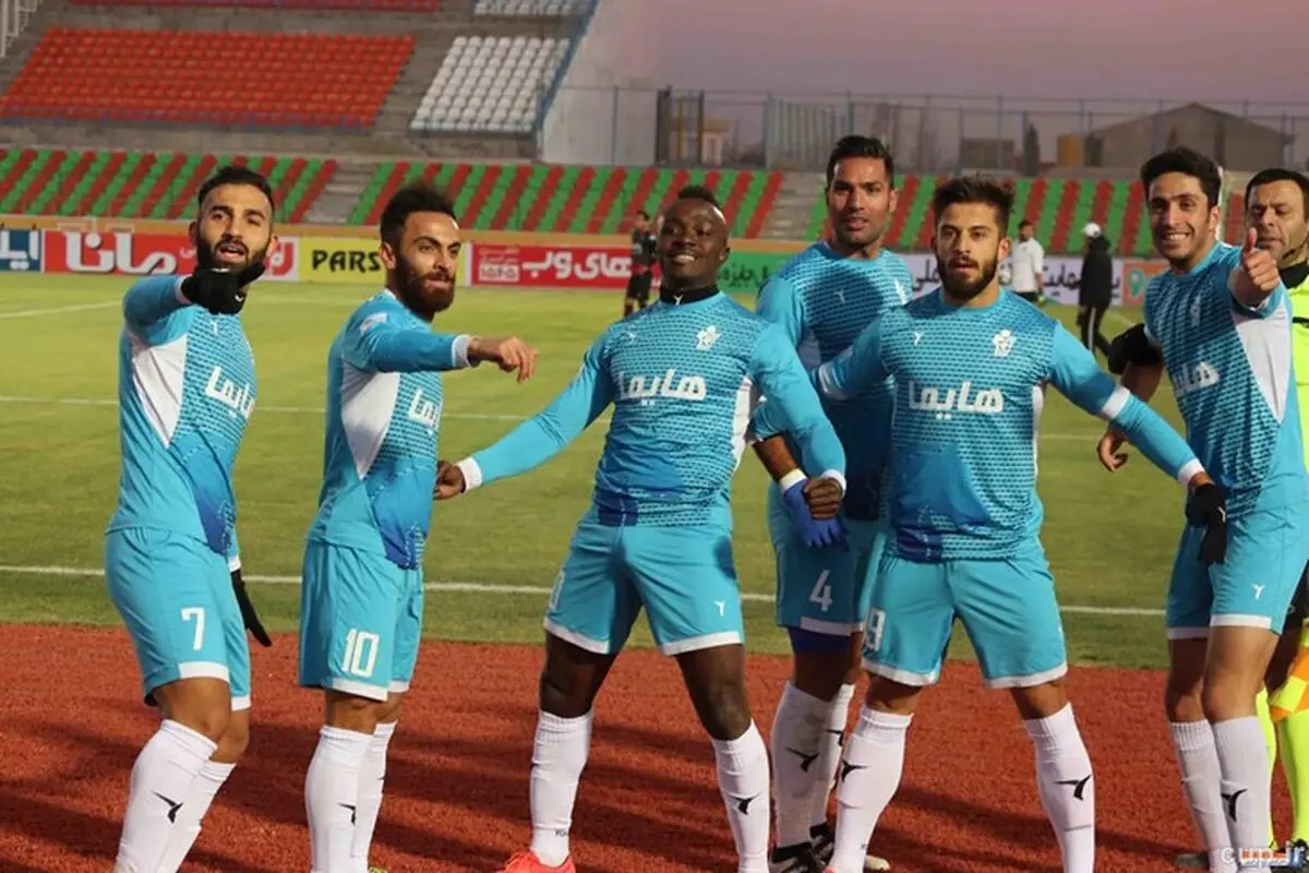 مذاکره پرسپولیس با دو گزینه مورد نظرش دردسر ساز شد