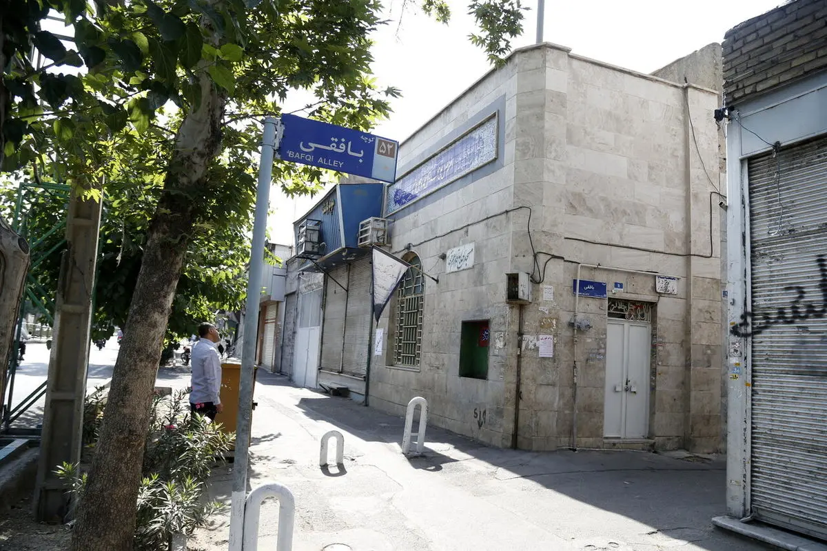 حاجتروایی و بساط شمعفروشی بچههای خانیآباد