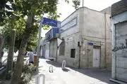 حاجت‌روایی و بساط شمع‌فروشی بچه‌های خانی‌آباد