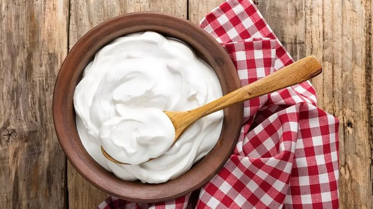 خوردن ماست در وعده صبحانه چه فوایدی دارد؟