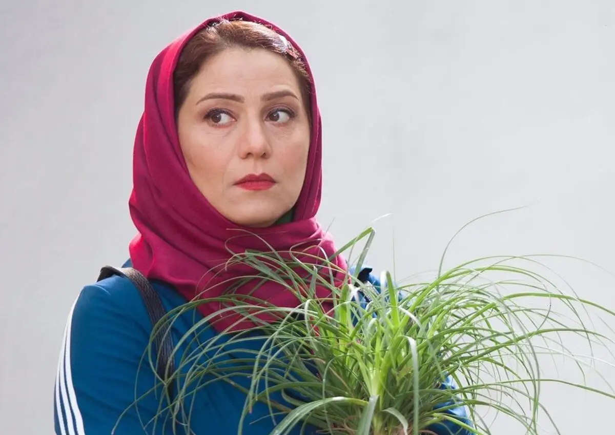 ابراز همدردی شبنم مقدمی با «نسیم ادبی»/ عکس
