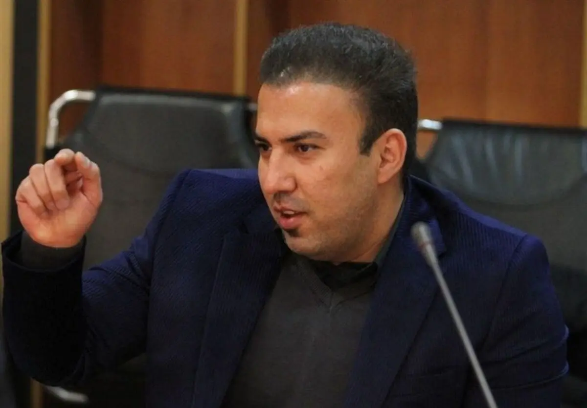 سرپرست هوادار پرسپولیس را تهدید کرد