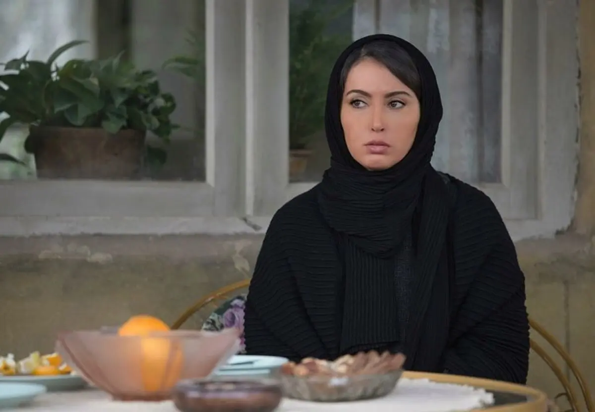 بازیگر «بانوی عمارت» سیاه پوش شد/ عکس