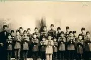 آموزش نماز در مدارس دوره قاجار/ عکس