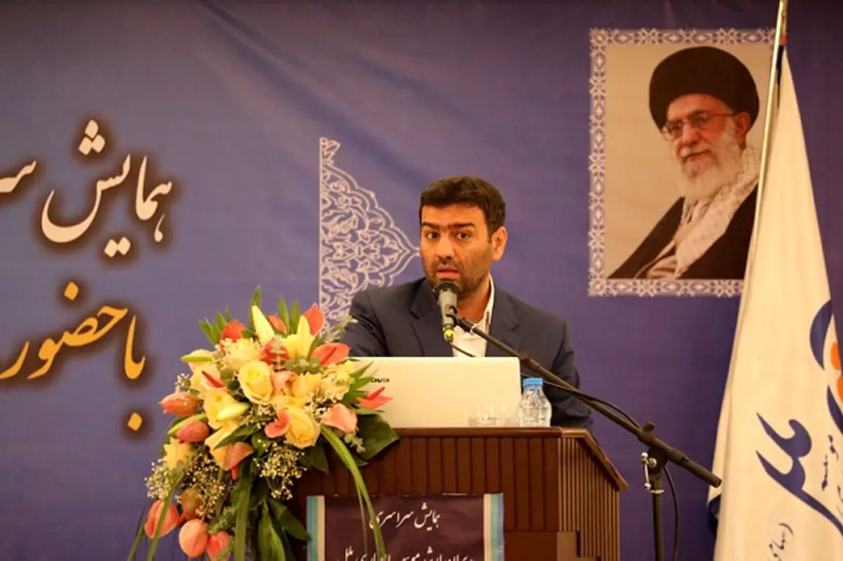 خدمت کردن به مردم را «افتخار» می‌دانیم